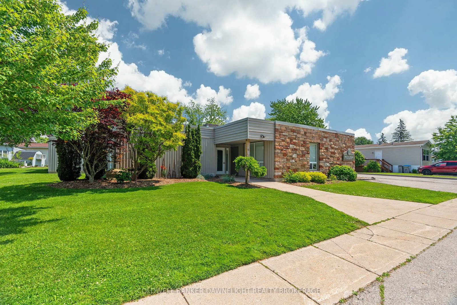 12 Redford Drive • South Huron, ON photo 37