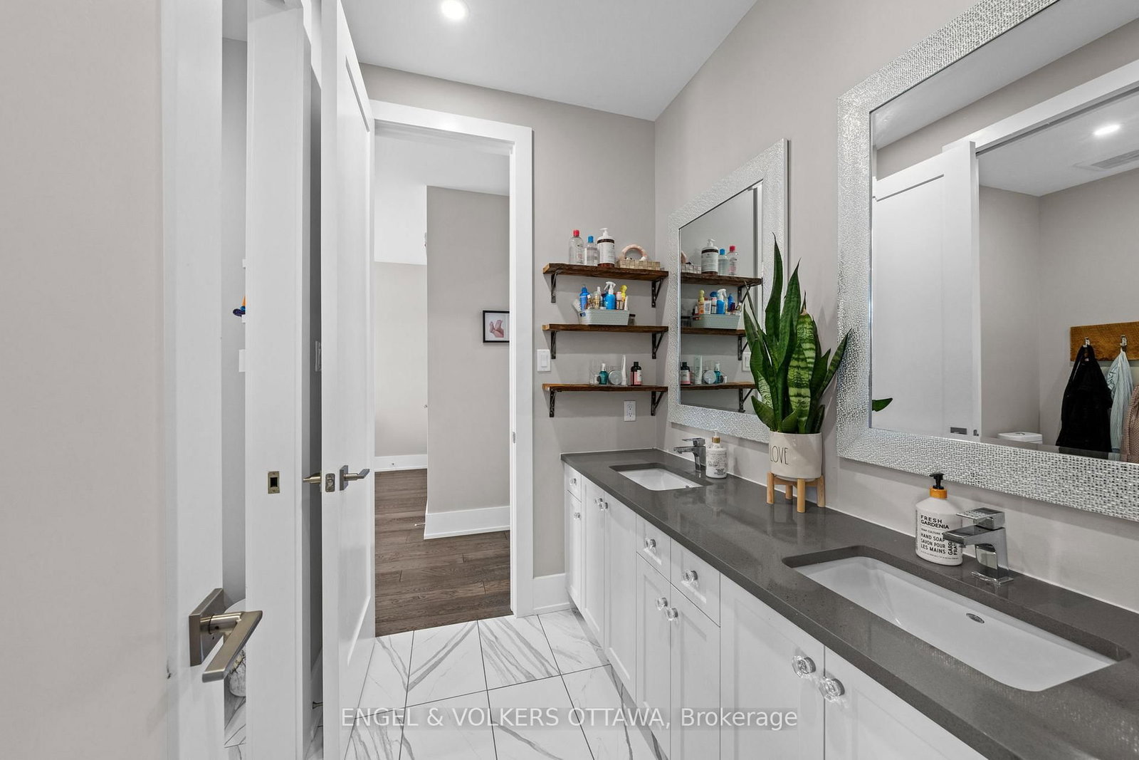 15 Tierney Drive • Nepean, ON photo 29