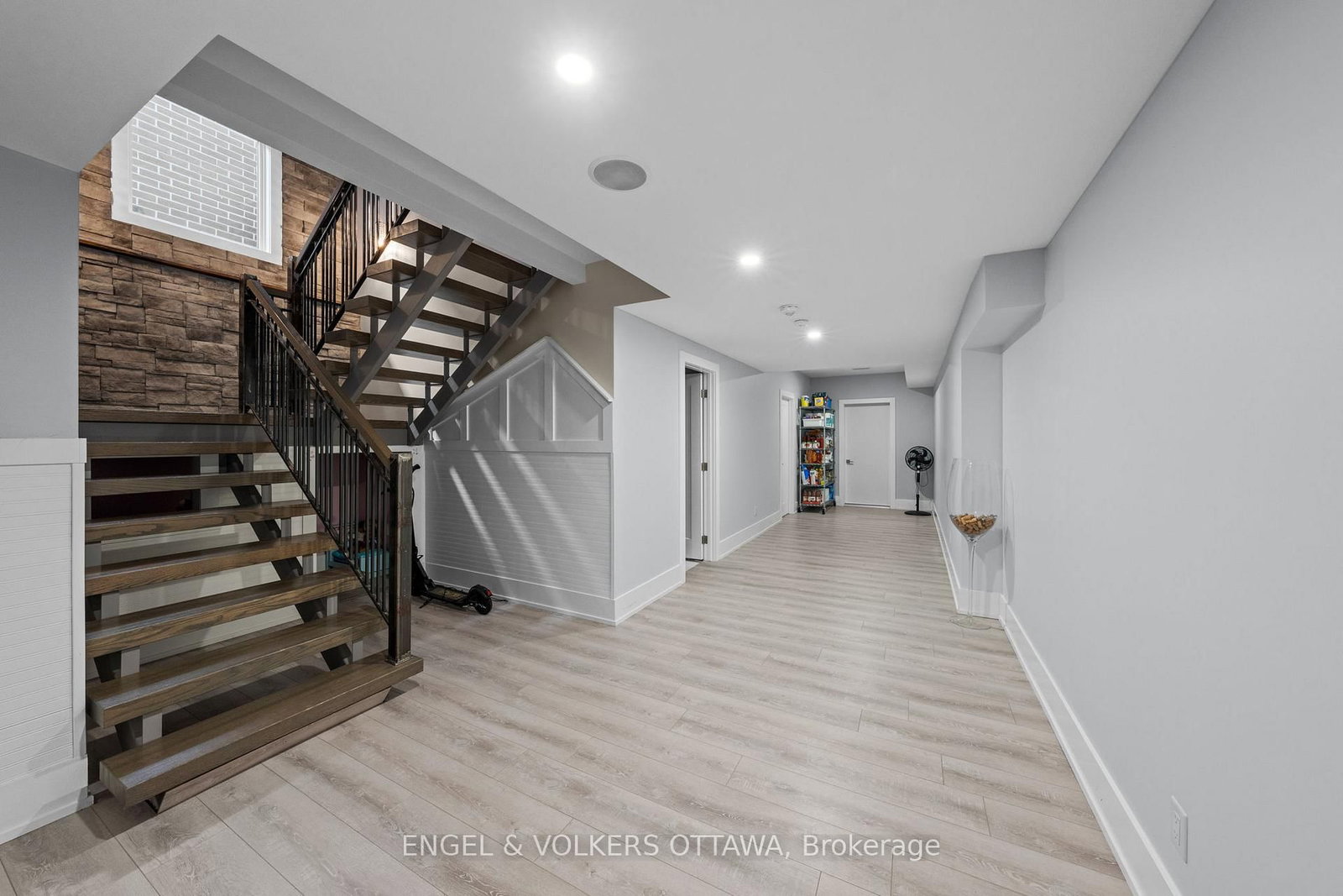 15 Tierney Drive • Nepean, ON photo 38