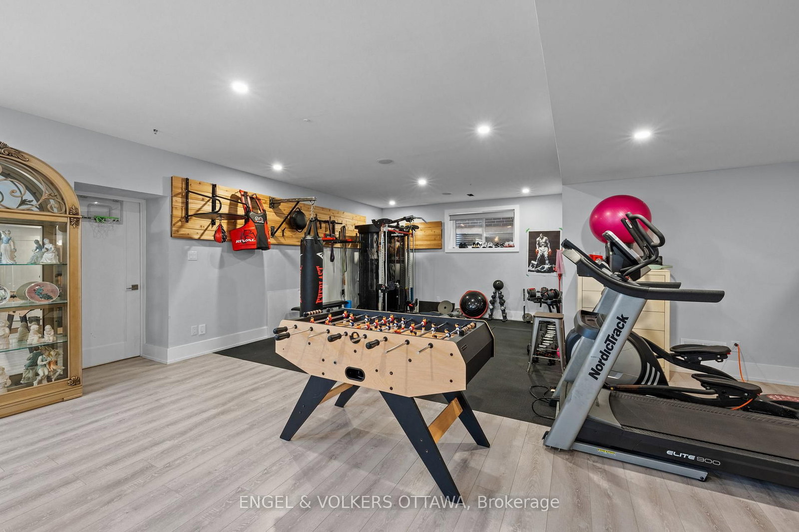 15 Tierney Drive • Nepean, ON photo 40