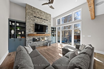 15 Tierney Drive • Nepean, ON photo 5