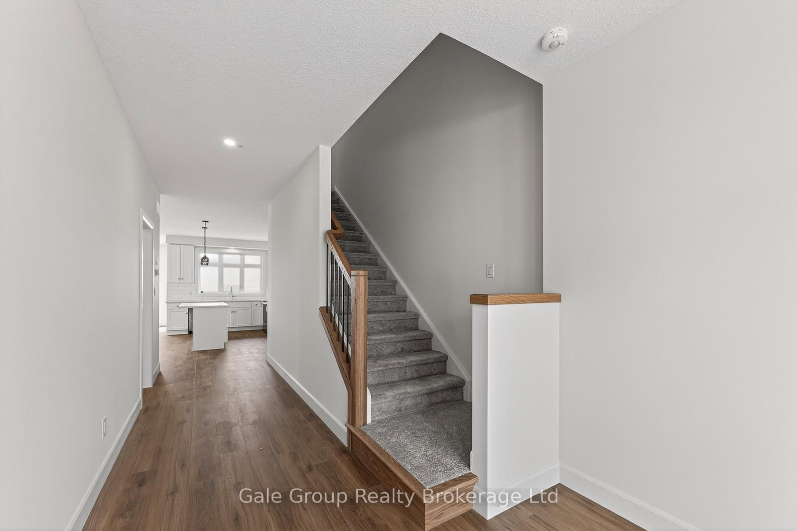 463 Gillespie Street - Photo 10