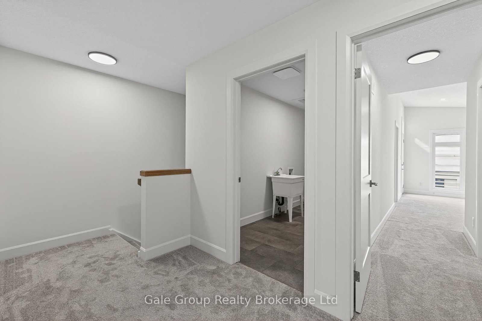 463 Gillespie Street - Photo 14