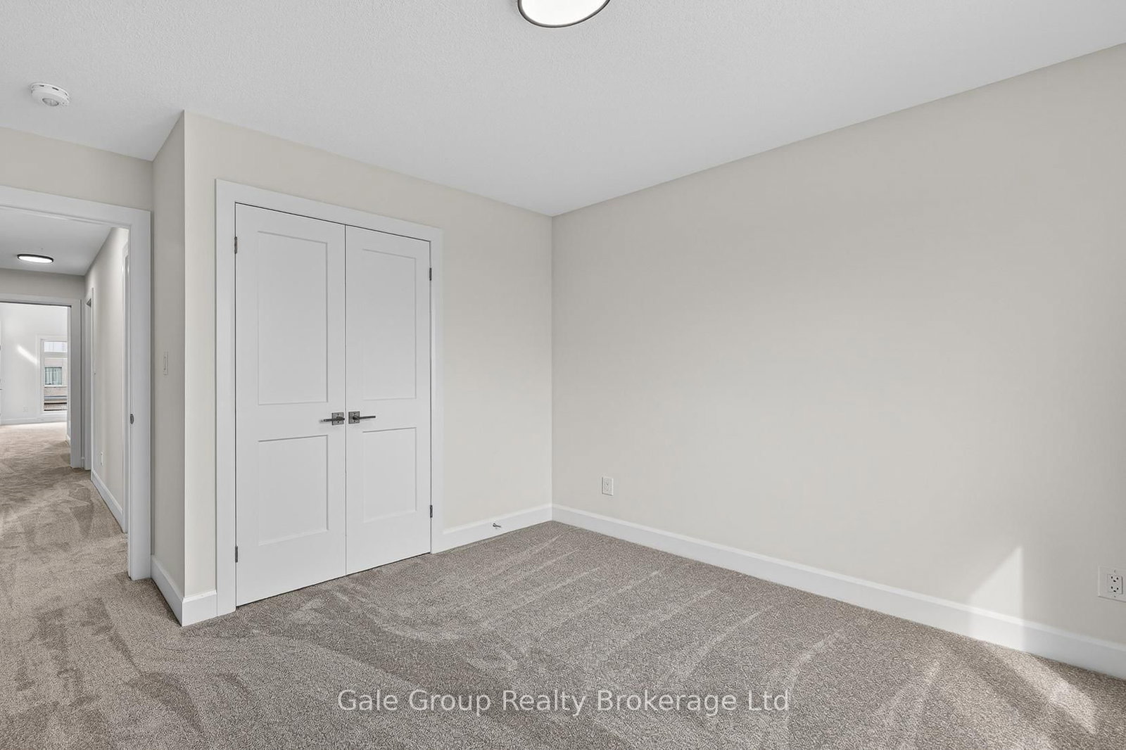 463 Gillespie Street - Photo 26