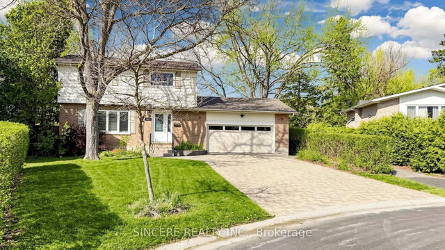 592 Canewood Crescent