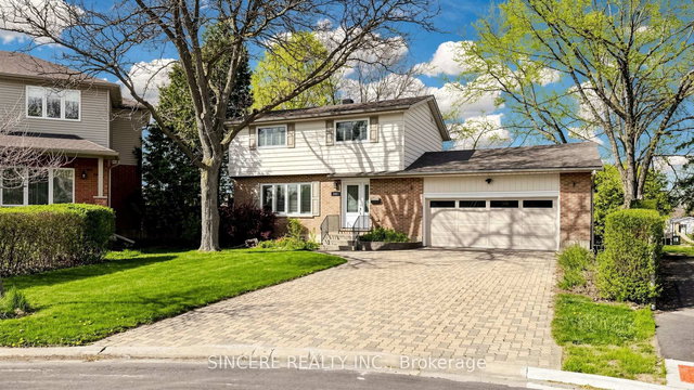 592 Canewood Crescent