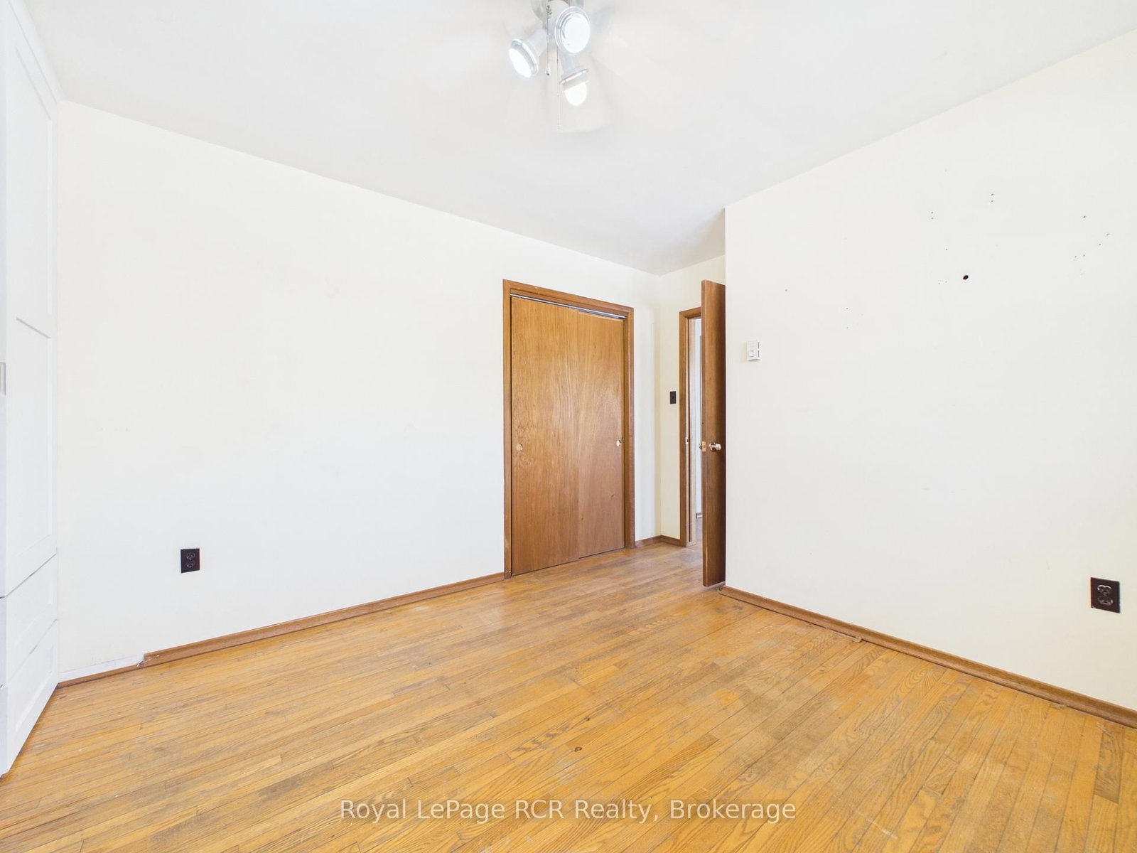 153 Carling Terrace • North Huron, ON photo 9