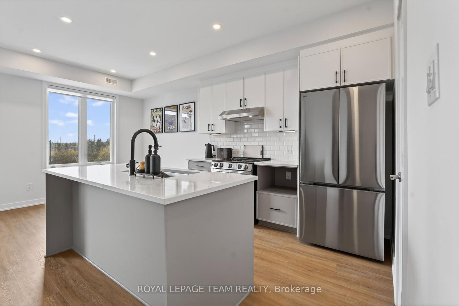 830 Roger Griffiths Avenue, Unit C - Photo 8