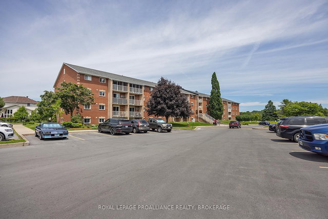 201 - 580 Armstrong Road