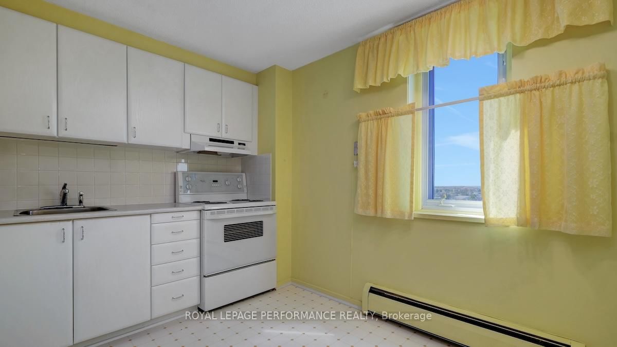 915 Elmsmere Road, Unit 903 - Photo 12