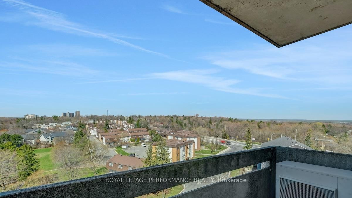 915 Elmsmere Road, Unit 903 - Photo 18