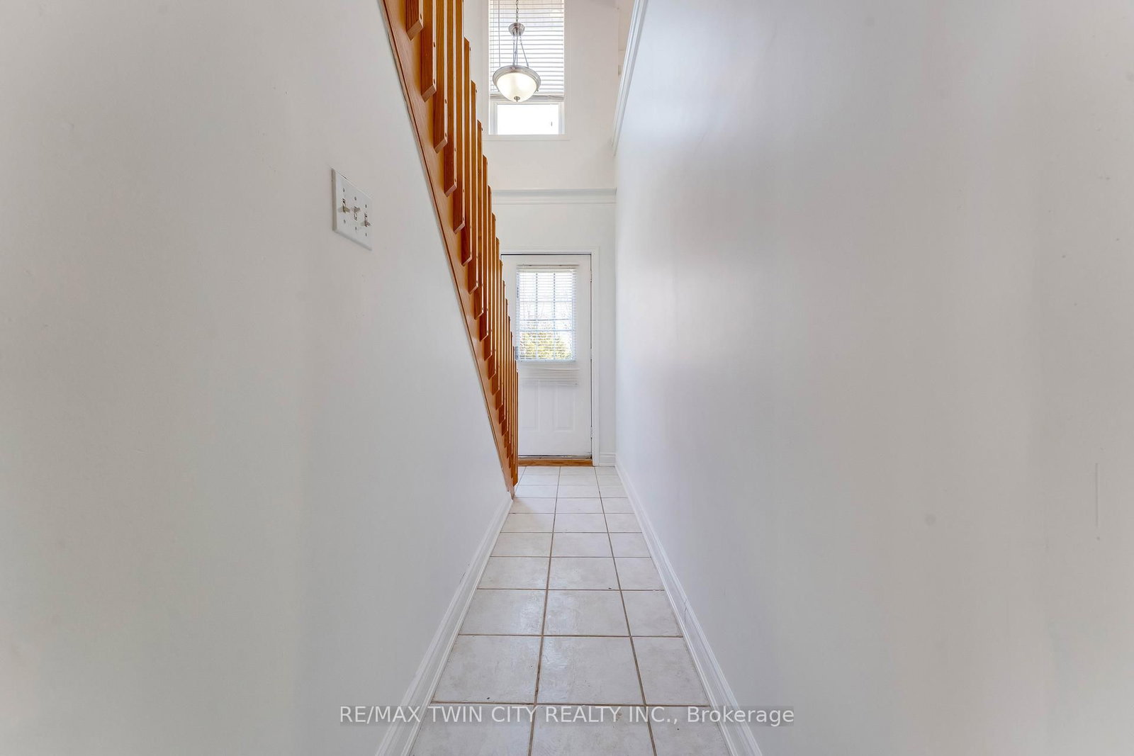 530 Fountain Street S - Photo 25