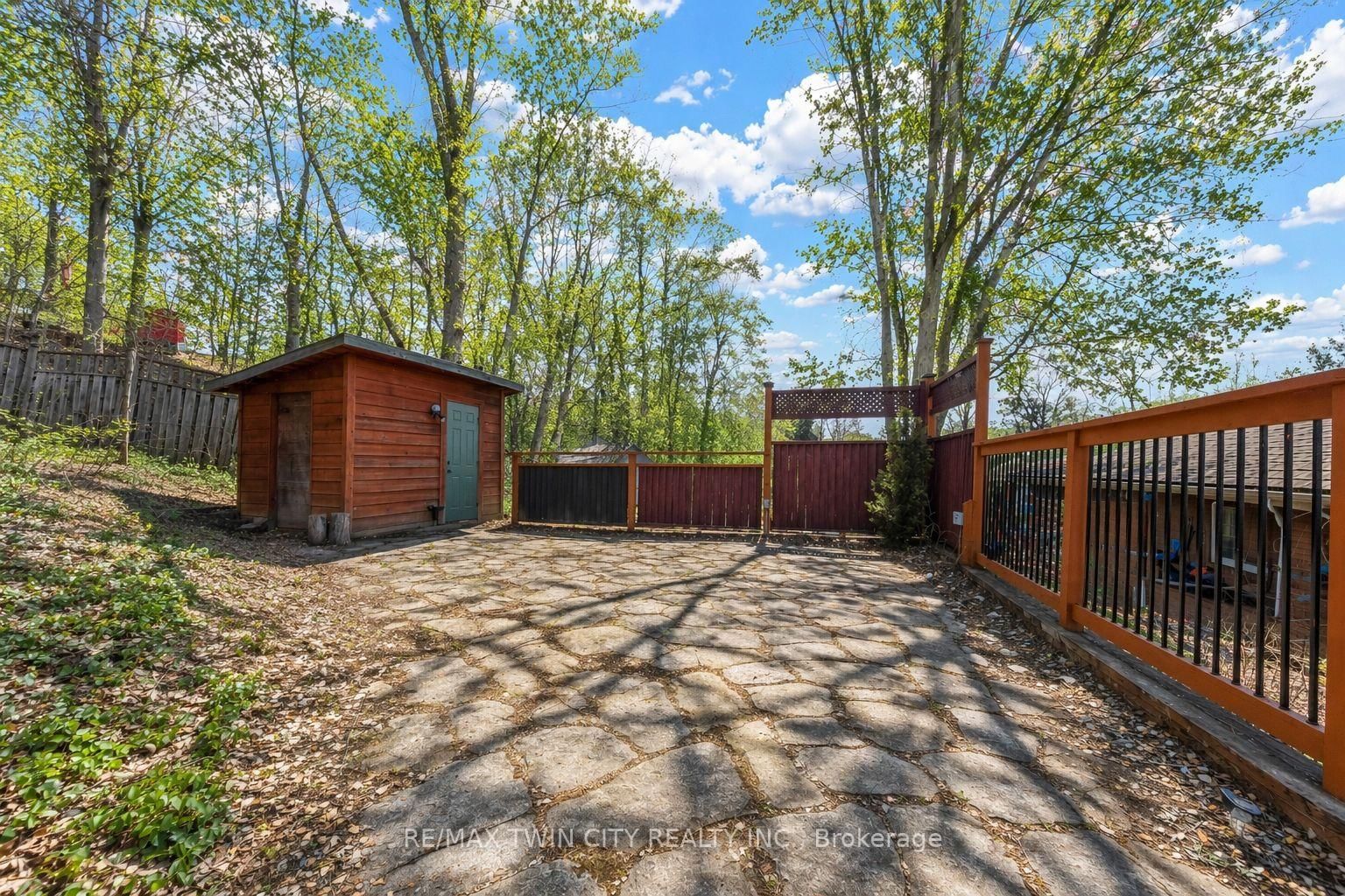530 Fountain Street S - Photo 40