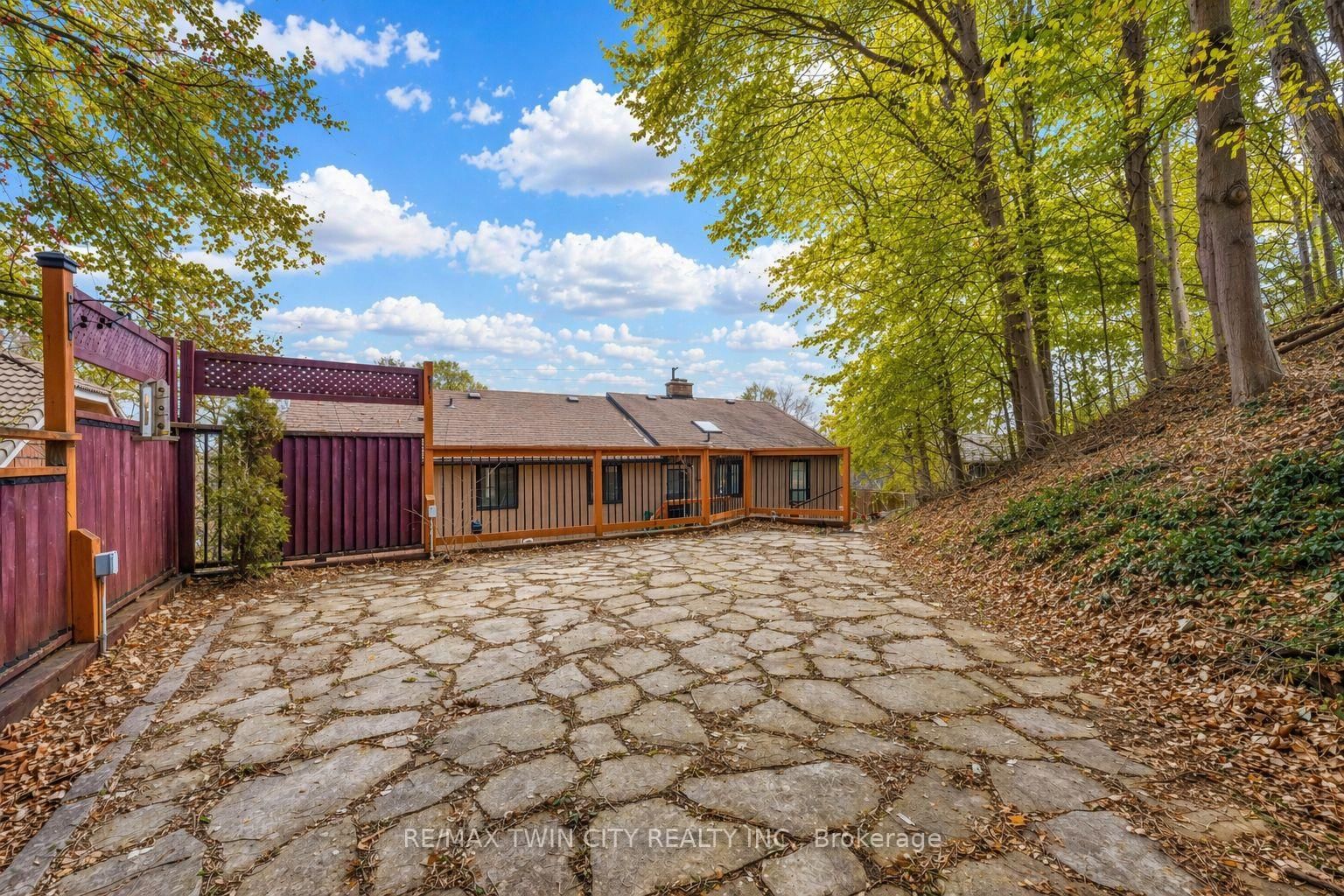 530 Fountain Street S - Photo 42