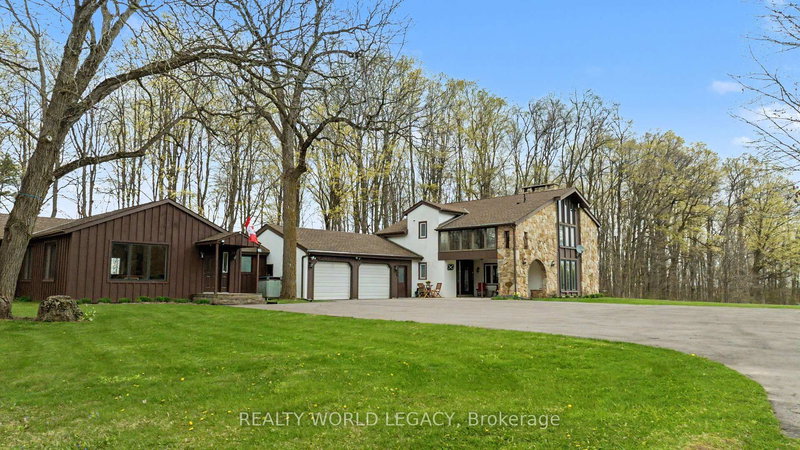 2236 Centre Rd, Hamilton, Ontario