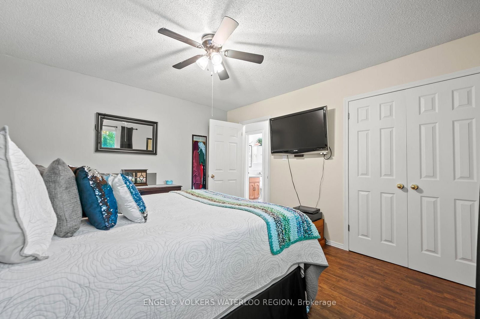 31 Mulberry Lane • Waterloo, ON photo 24