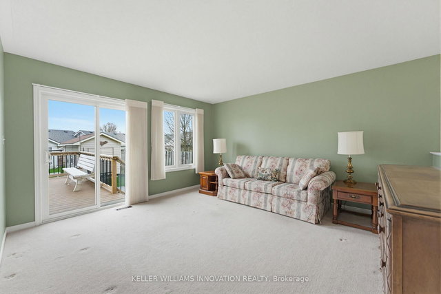 17 Barnett Street W