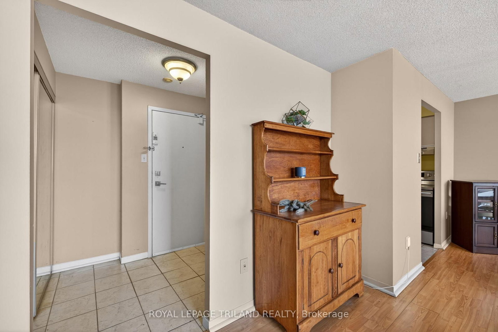 127 Belmont Drive, Unit 810 - Photo 12