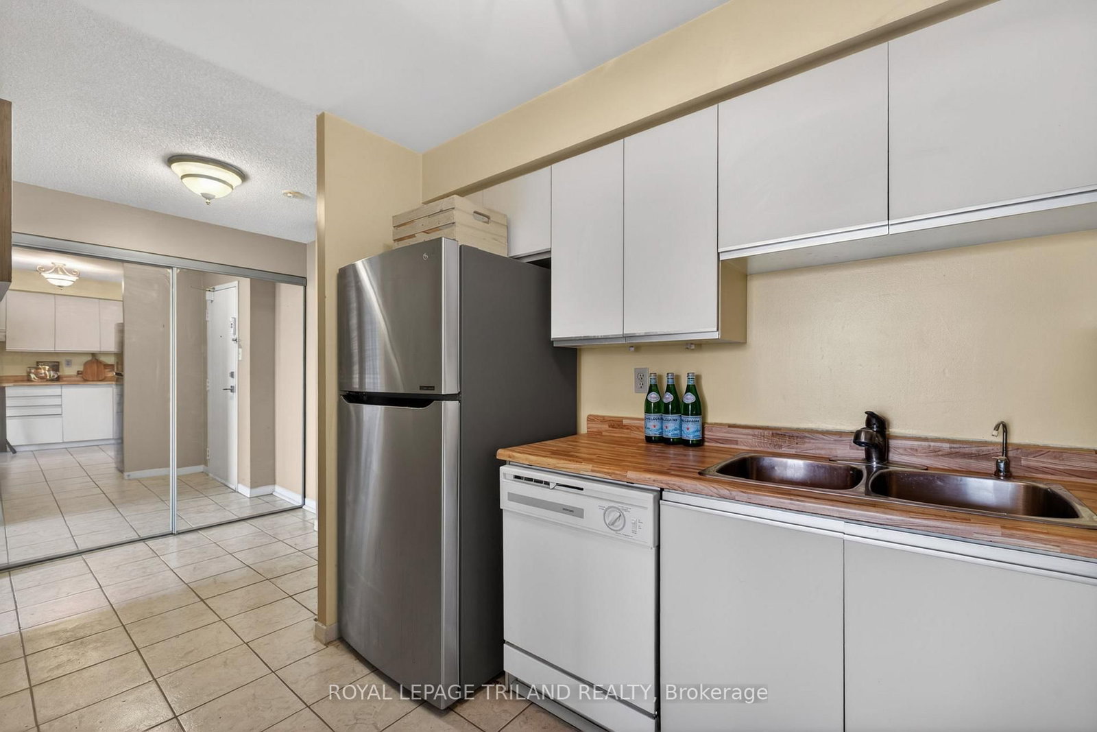 127 Belmont Drive, Unit 810 - Photo 21