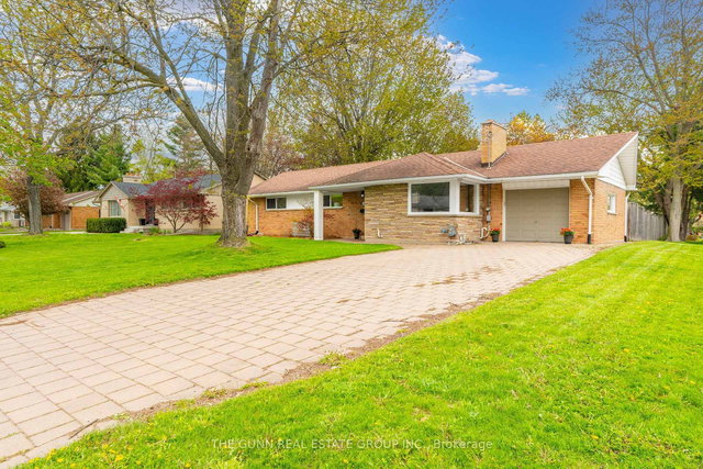 583 Oakridge Drive