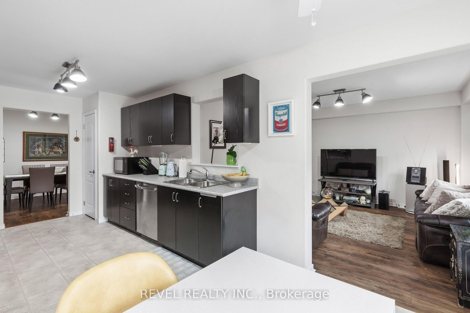 47 Lisbeth Crescent • Kawartha Lakes, ON photo 11
