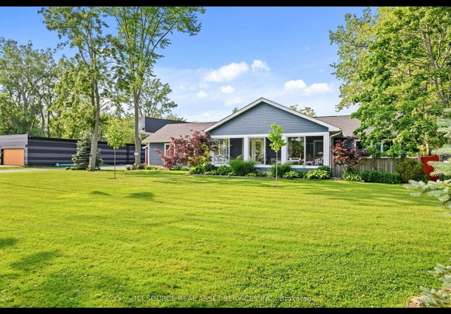 880 Edgemere Road