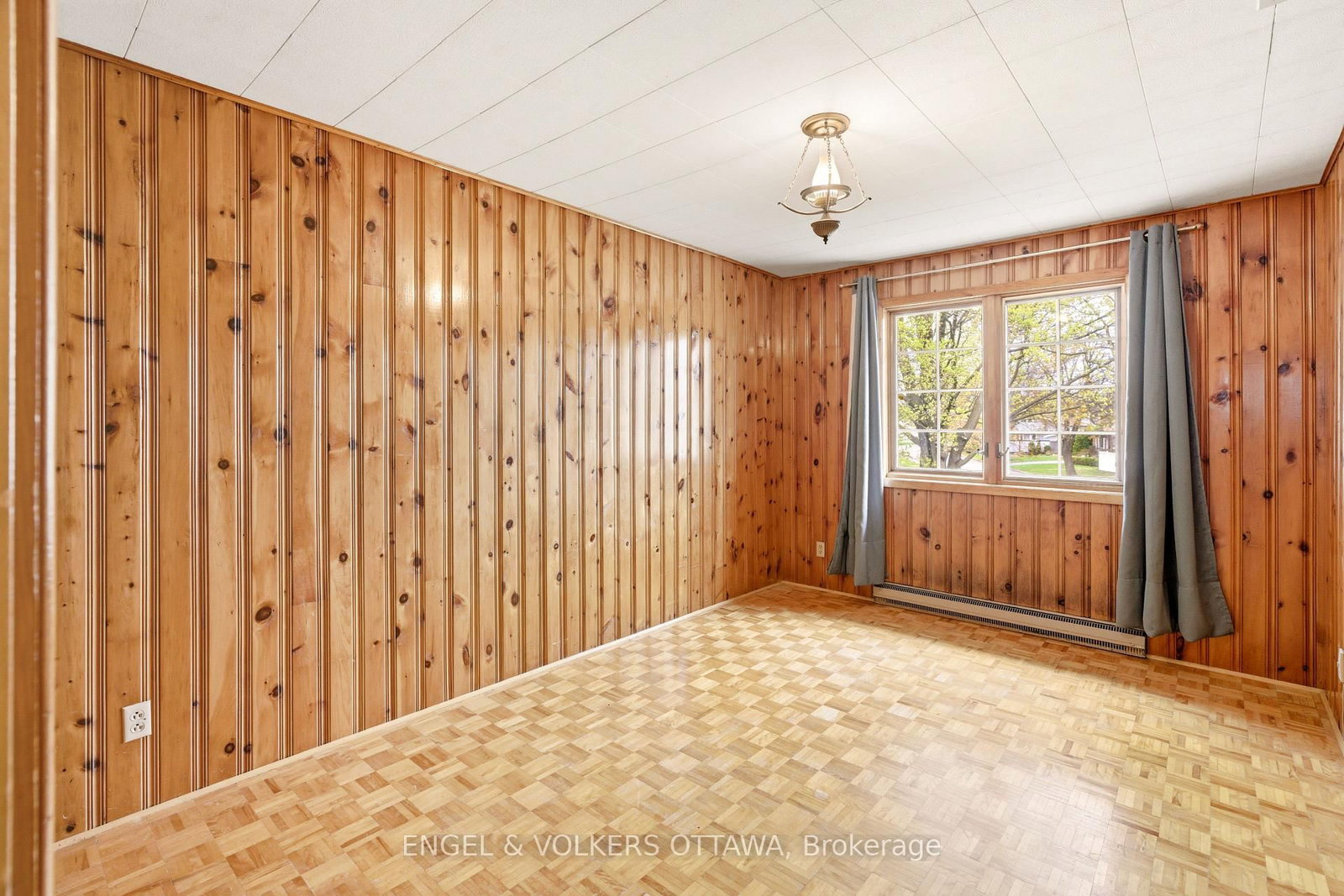 Listing Image 40