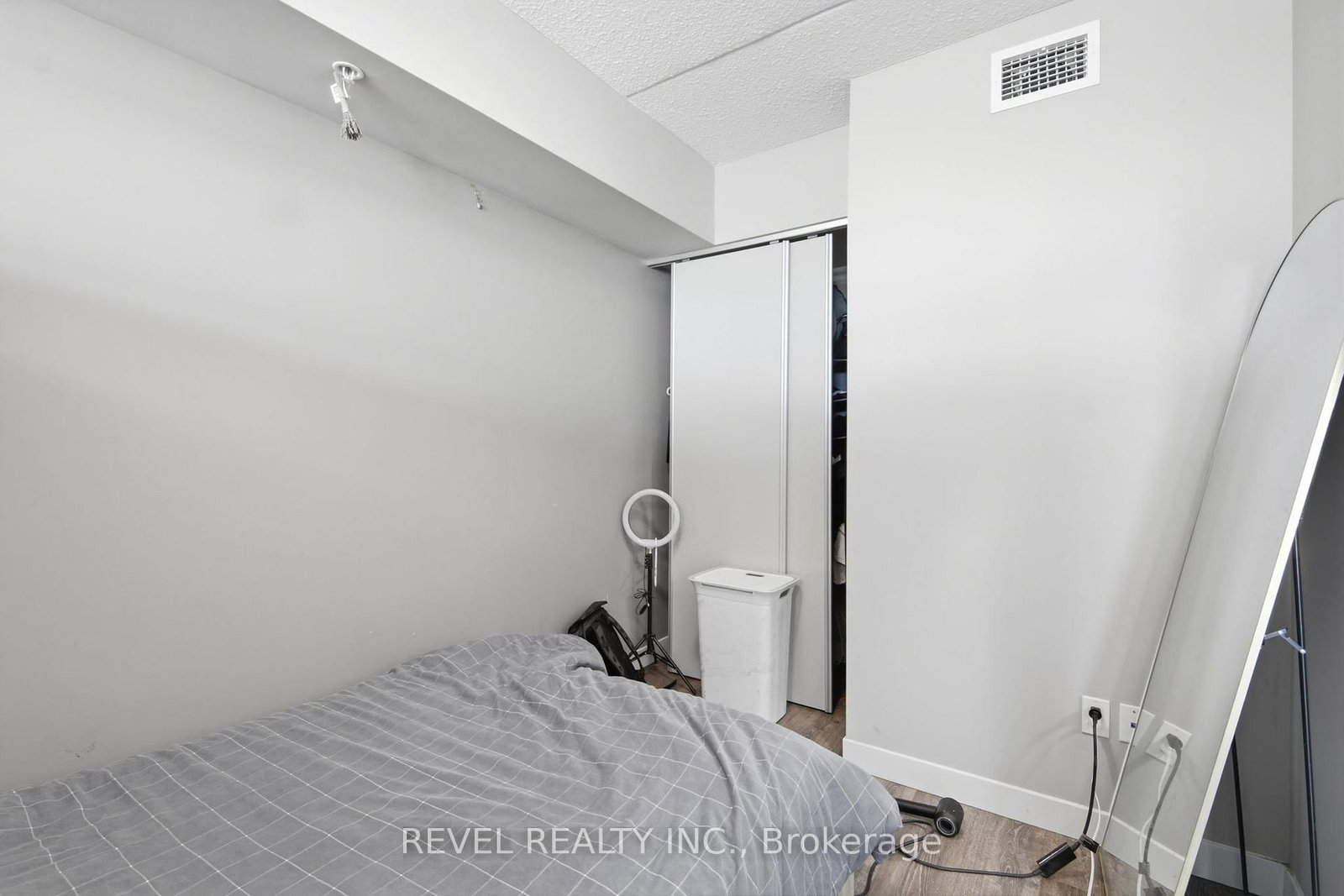 308 Lester Street, Unit 426 - Photo 17