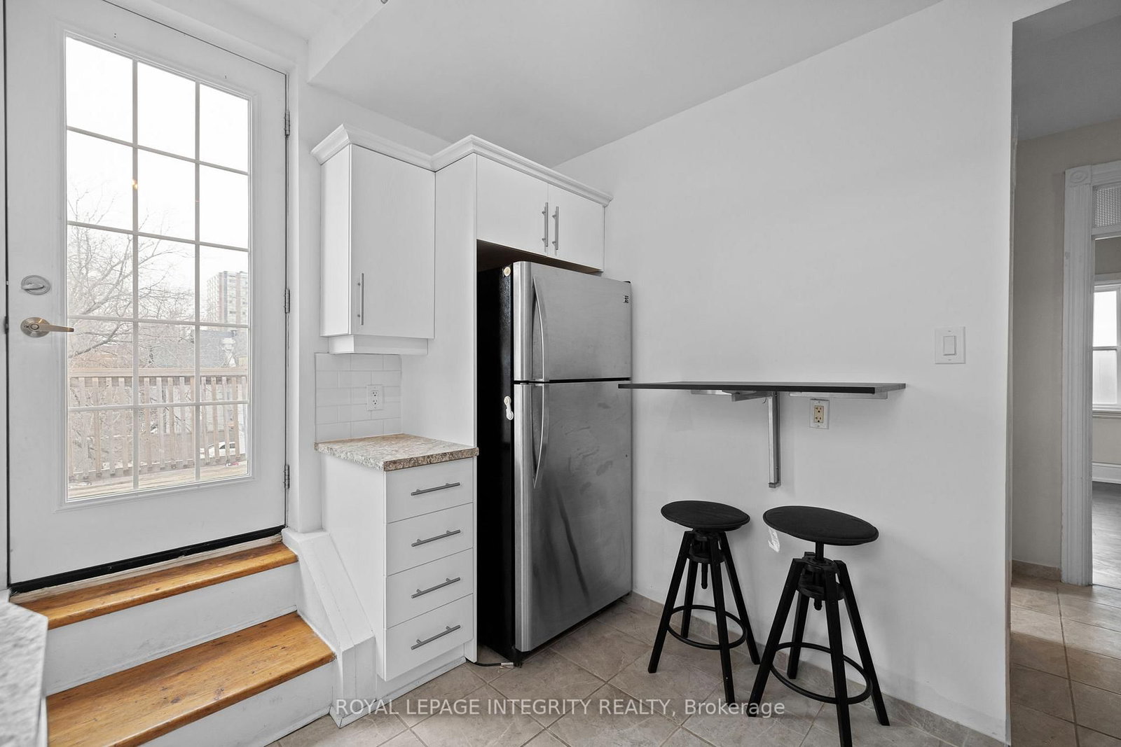 172 COBOURG Street, Unit 2 - Photo 8