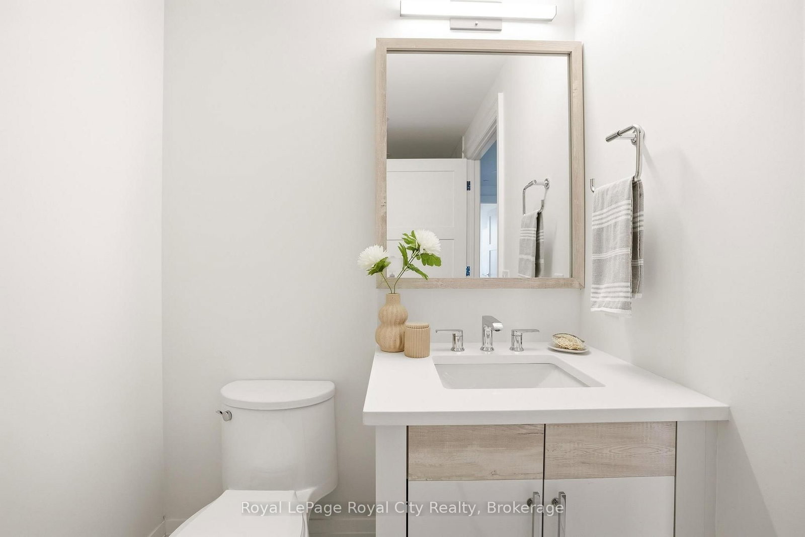 6523 Wellington 7 Road, Unit 211 - Photo 28
