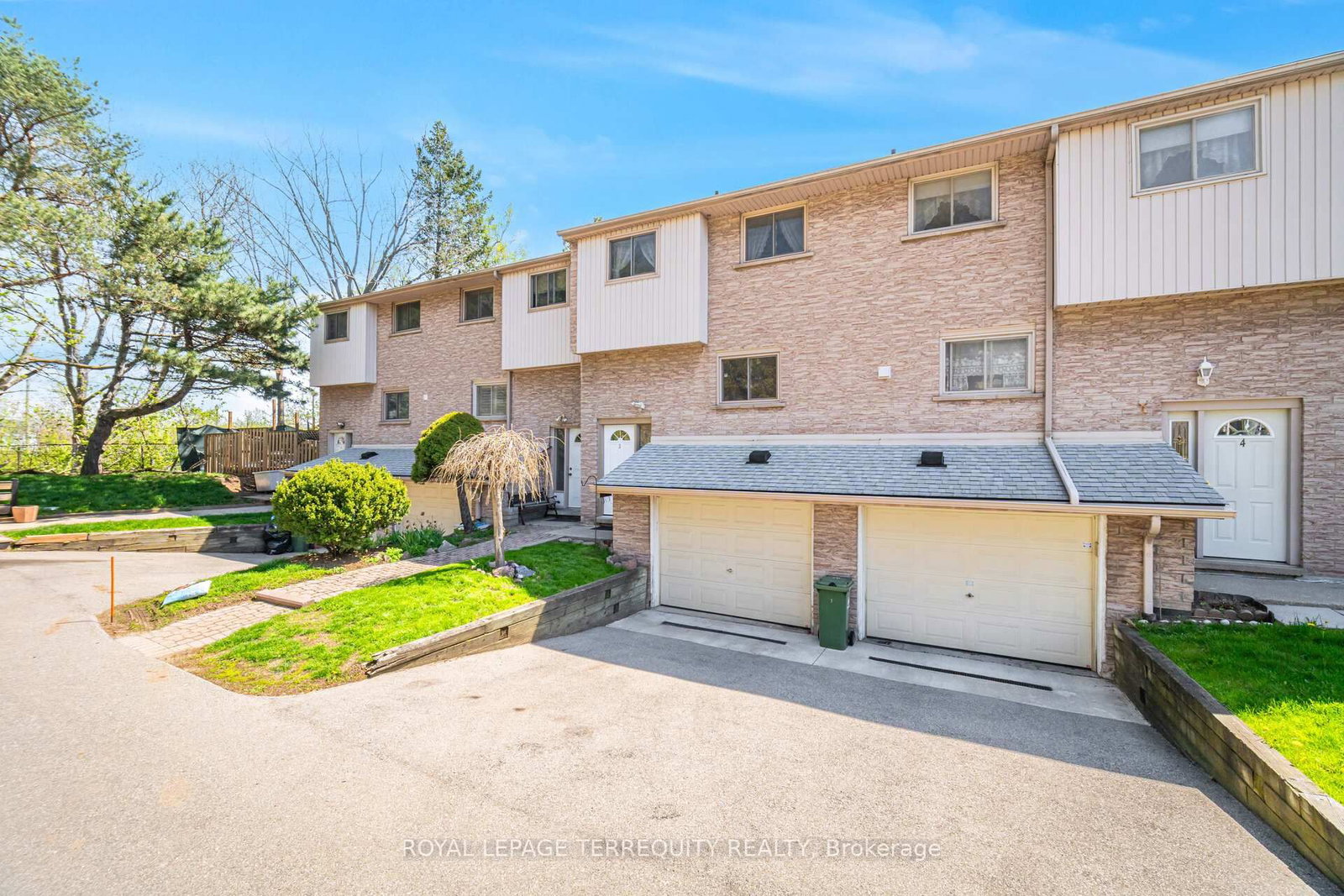 325 Mary Street, Unit 3 - Photo 2