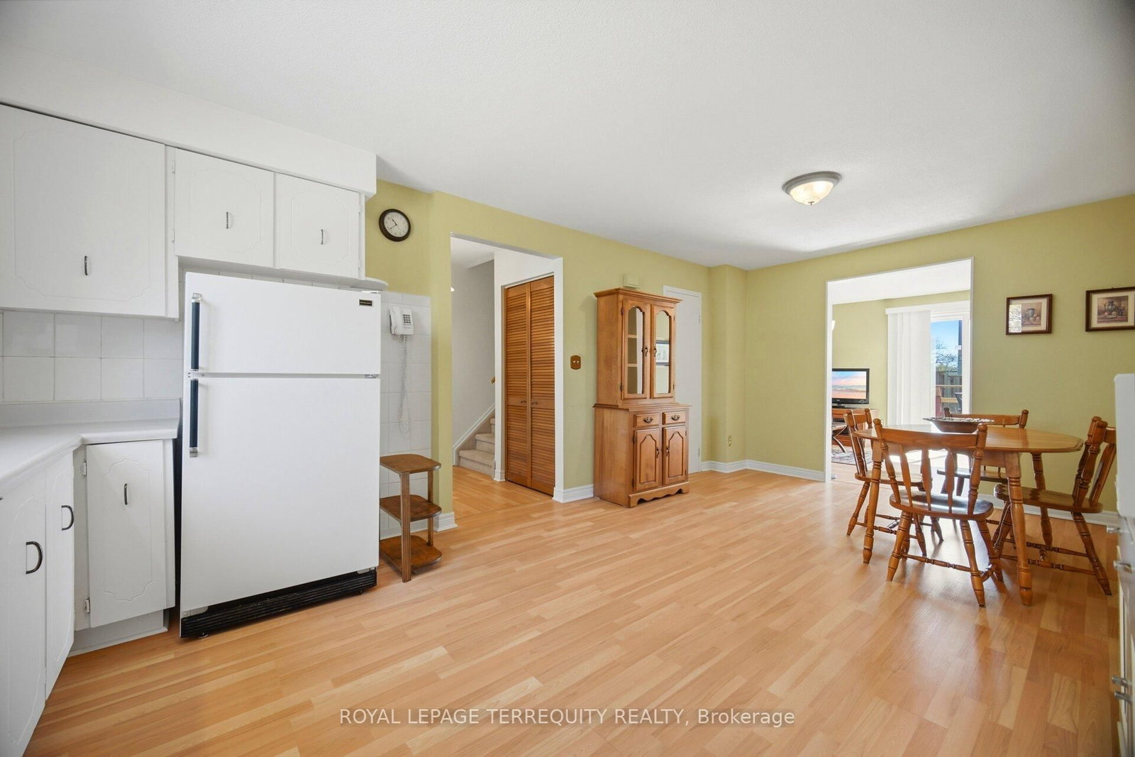 325 Mary Street, Unit 3 - Photo 8