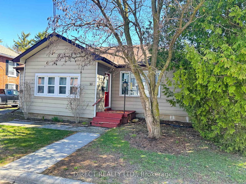 home for sale on 33 Sinclair Street