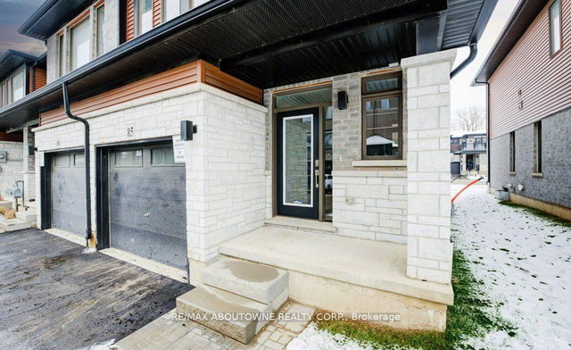 85 - 120 Court Drive