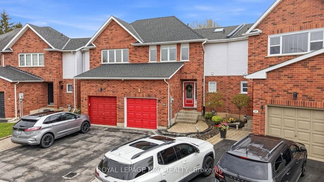 11 Tomahawk Drive
