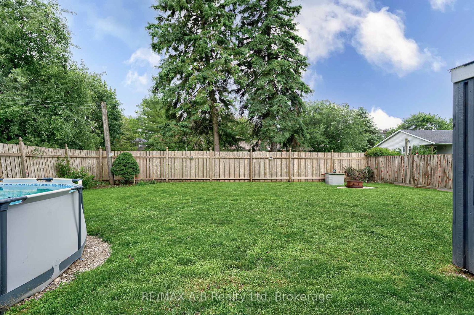 40 Blenheim Street • West Perth, ON photo 37