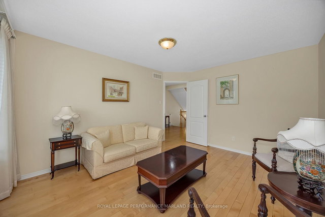 30 Yorkwood Place