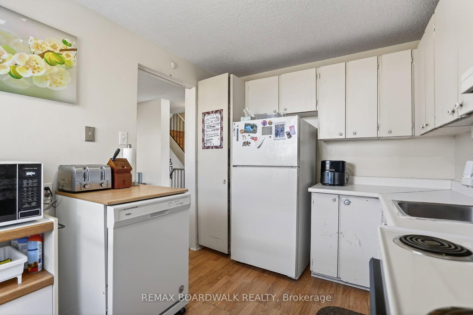 5 Vanessa Terrace • #D • Ottawa, ON photo 12