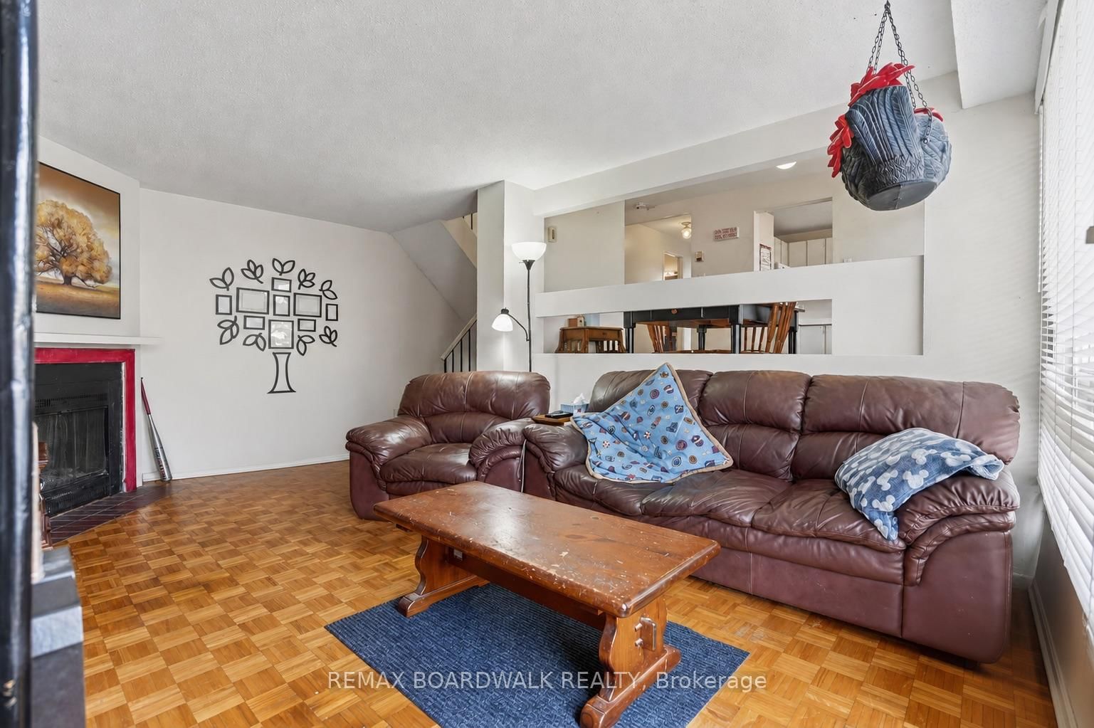 5 Vanessa Terrace • #D • Ottawa, ON photo 16