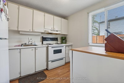 5 Vanessa Terrace • #D • Ottawa, ON photo 9