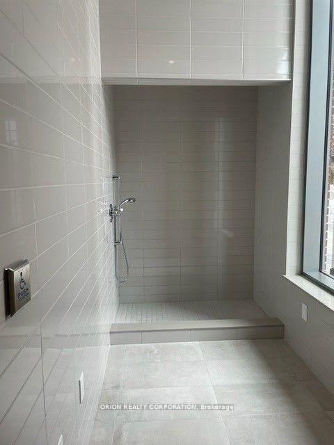 212 King William Street, Unit 821 - Photo 13