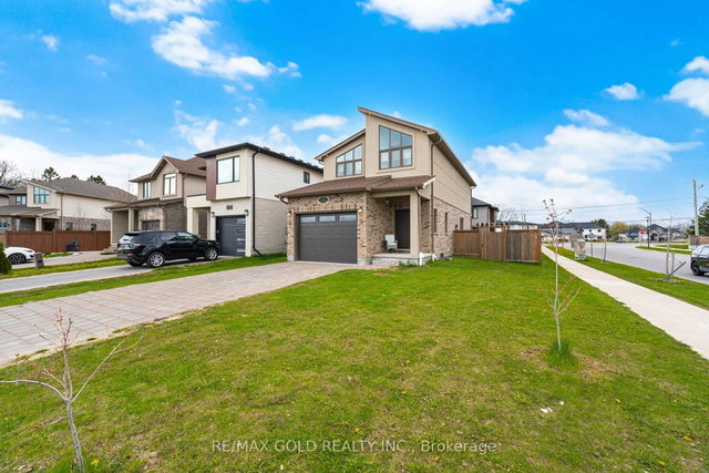 2439 Daisy Bend