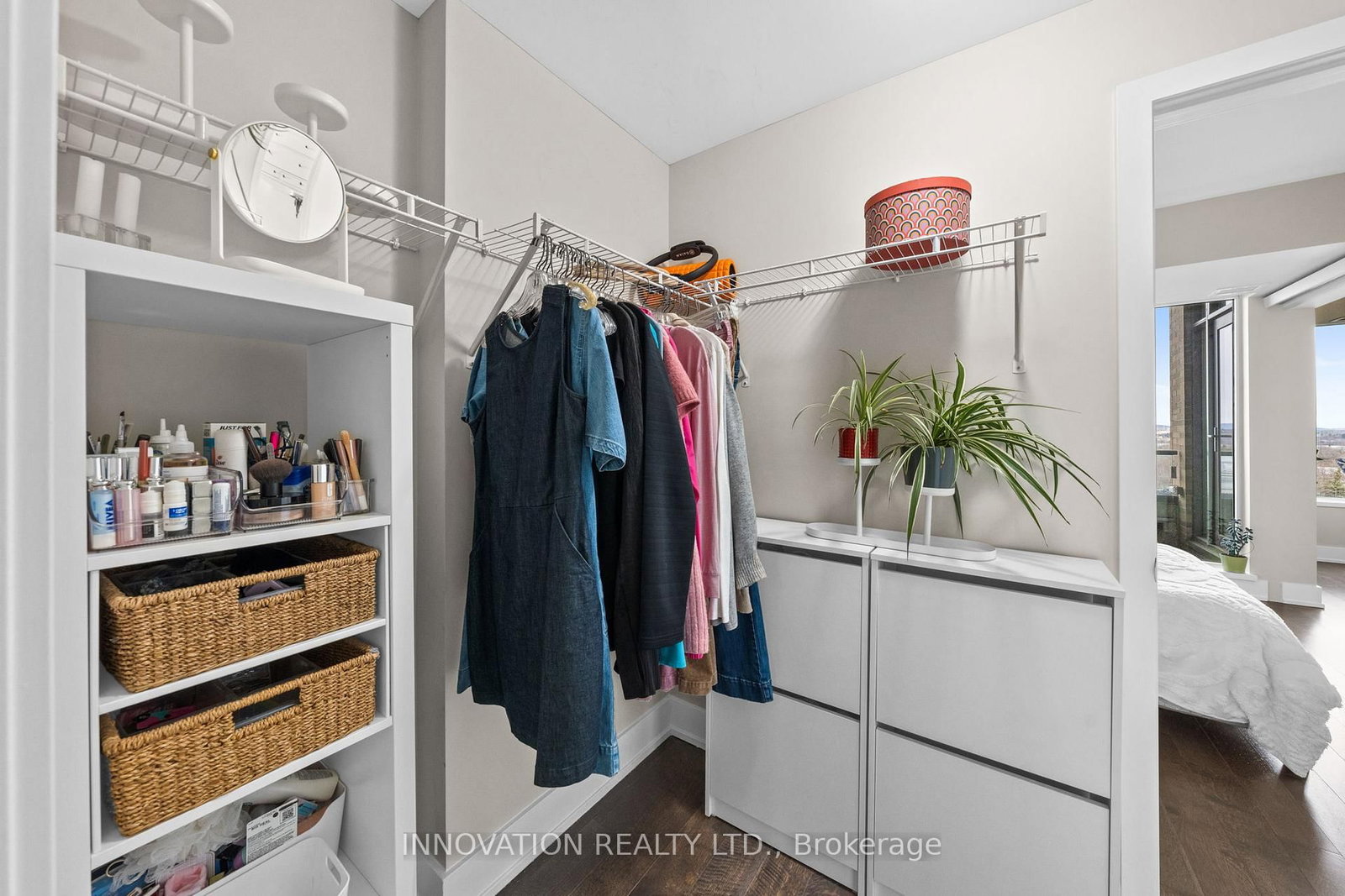 88 Richmond Road, Unit 807 - Photo 19