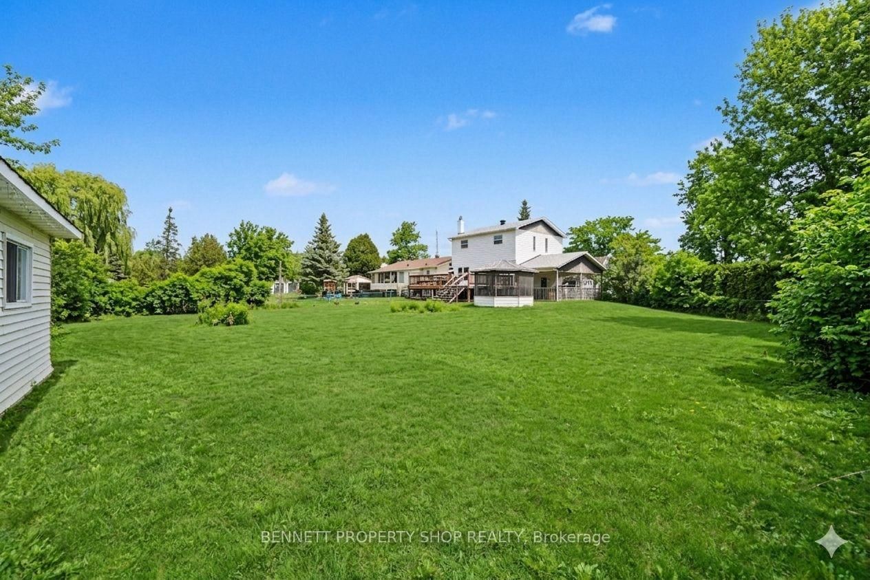22 Poole Creek Crescent • Stittsville, ON photo 17