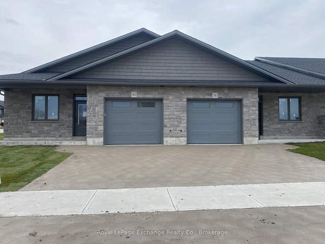 24 Mercedes Crescent N