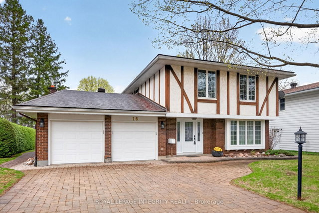 16 Ancona Crescent