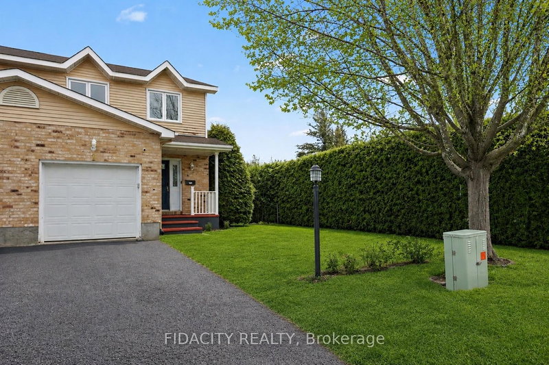 home for sale on 1 Kathleen Crescent