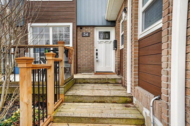 54 Deerwood Crescent