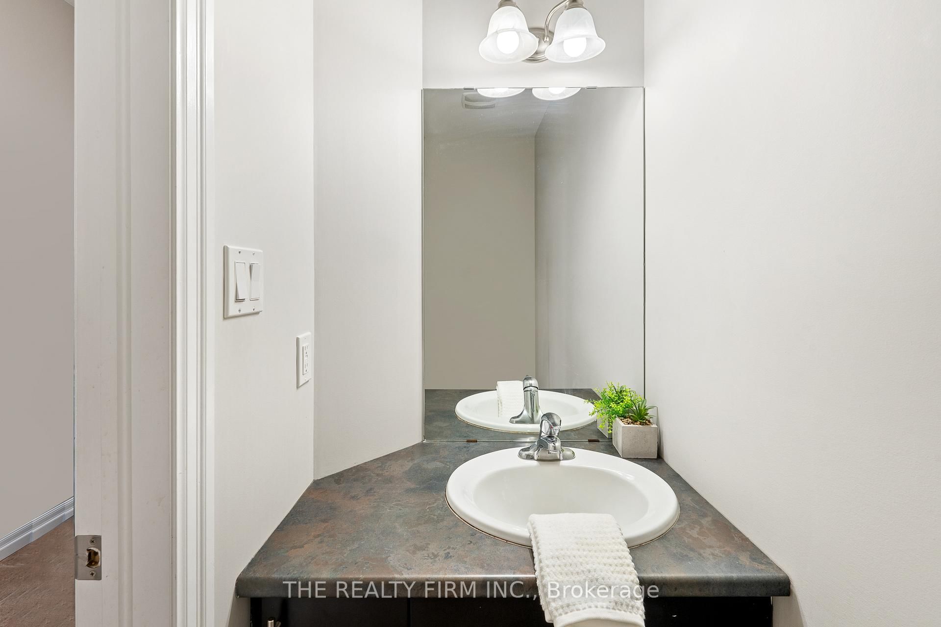 112 North Centre Road, Unit 49