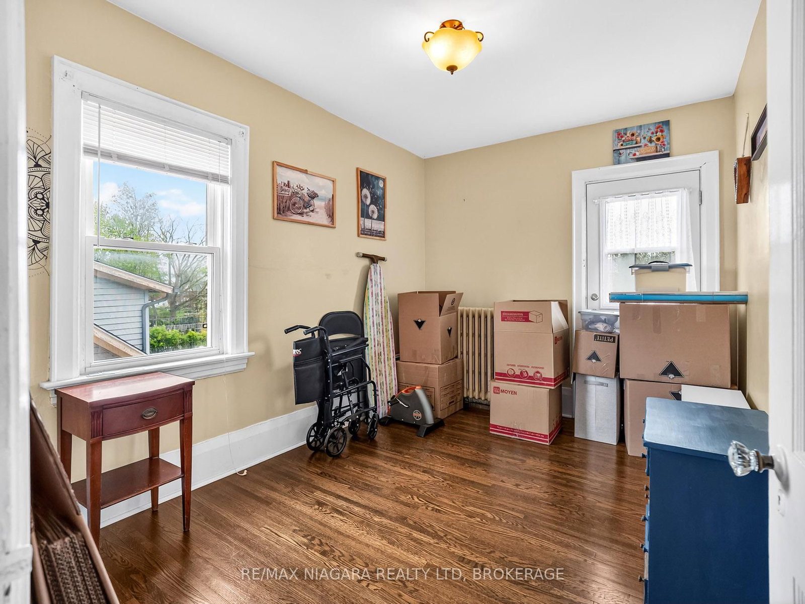 Listing Image 23